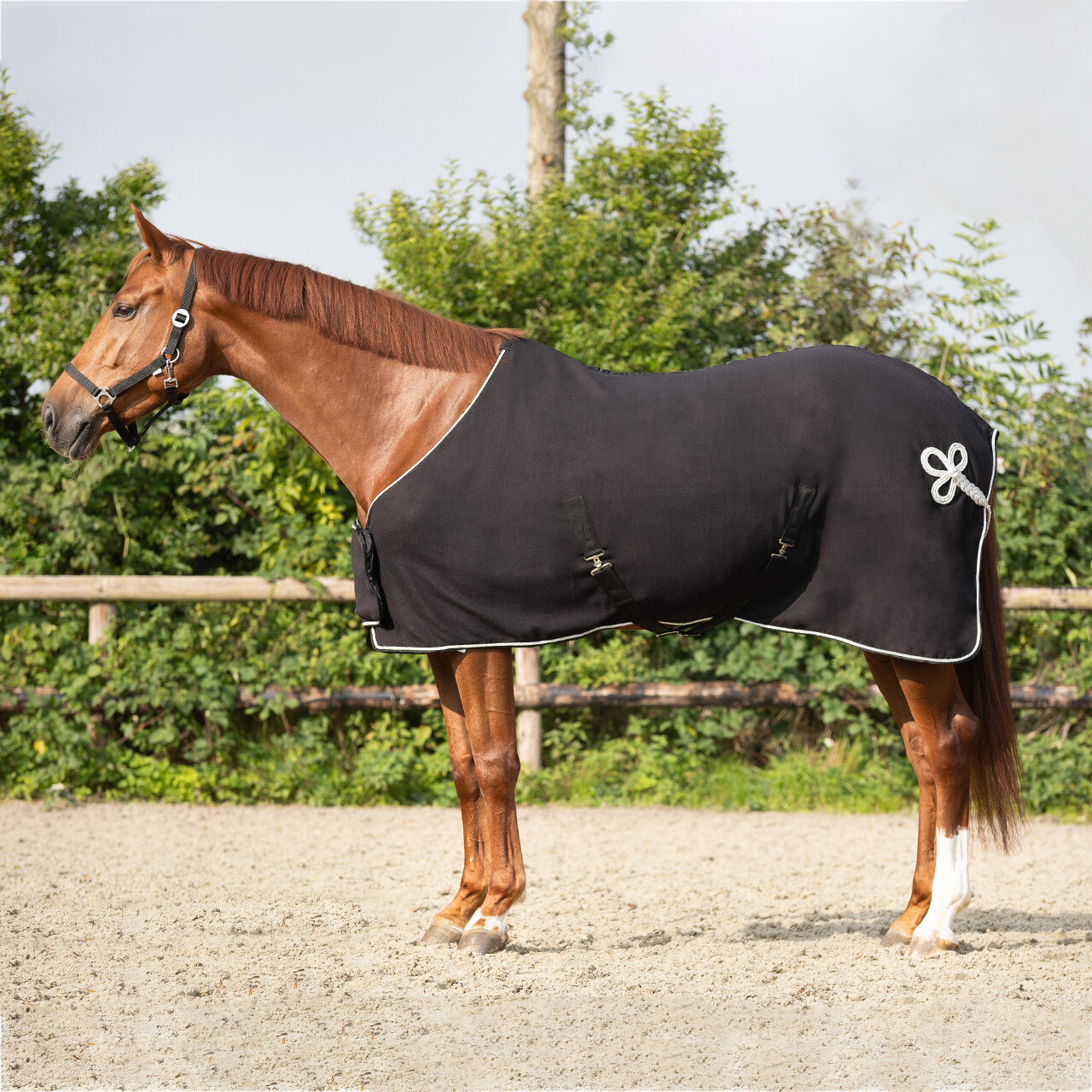 FLEECETÆPPE MED ORNAMENT - SORT - 145